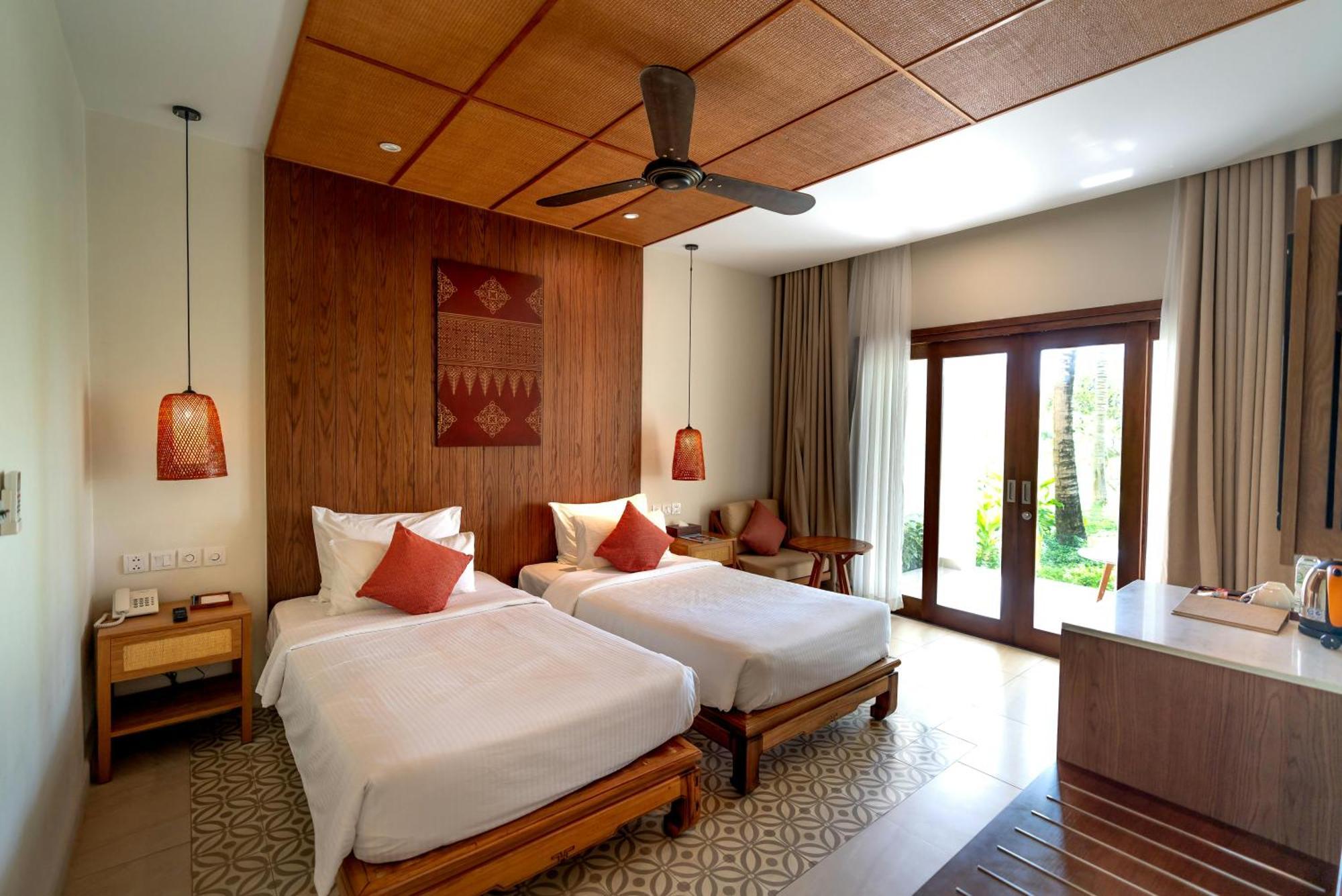 Claytone Near Delhi Airport New Delhi